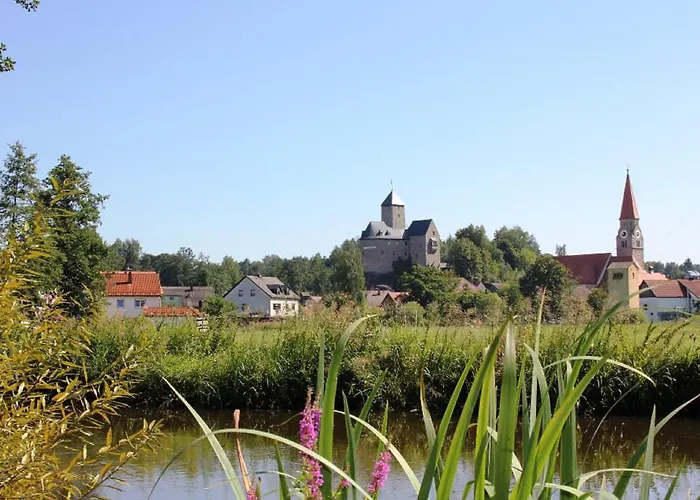 Hotelburg Falkenberg * Falkenberg (Tirschenreuth)