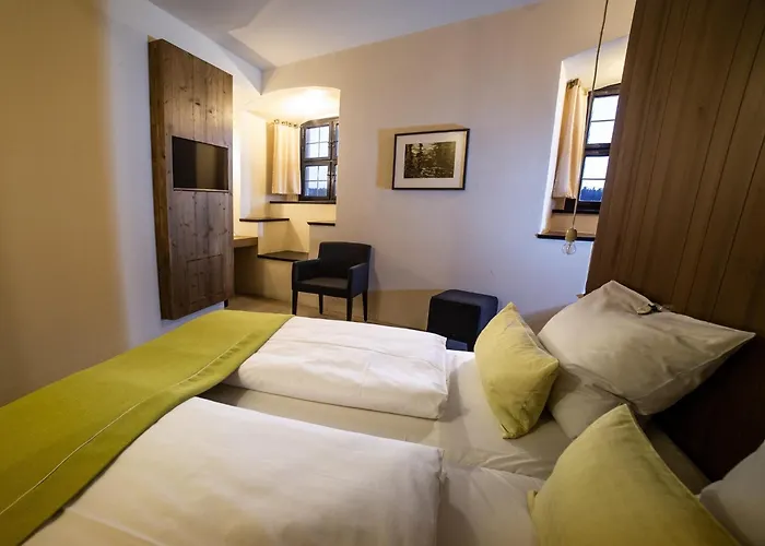 Hotelburg Falkenberg Отель