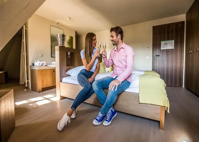 Hotel Hotelburg Falkenberg *